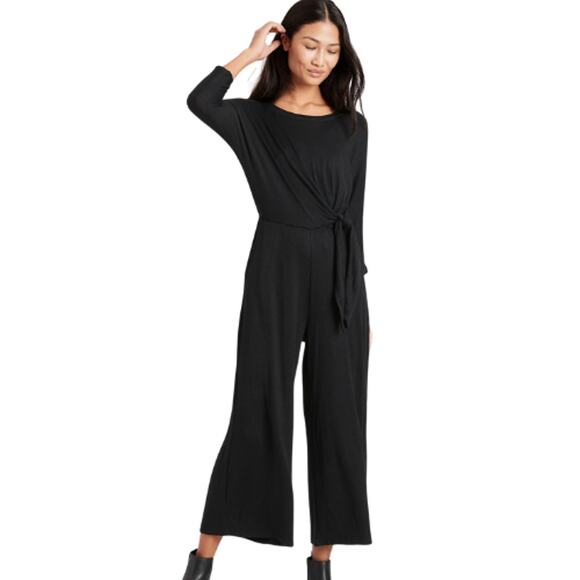 Banana Republic Cozy Ribbed Knit Tie-Front Jumpsuit in Black - Size Medium - Picture 1 of 4